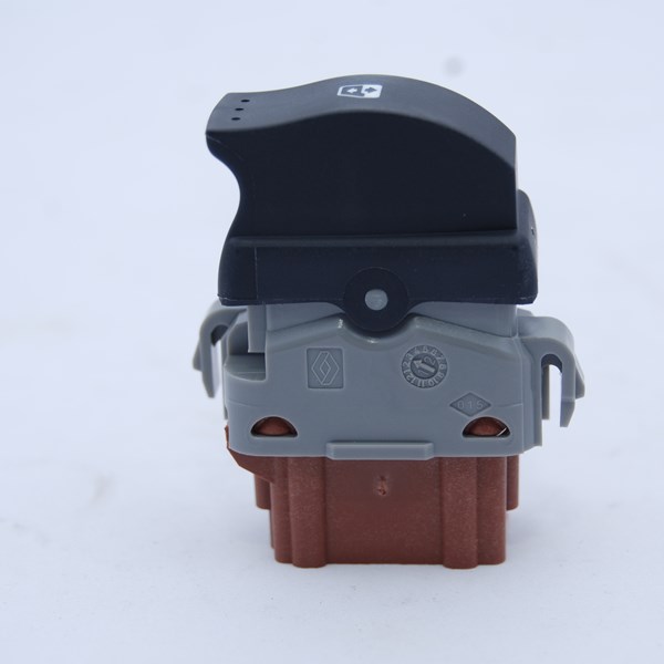 Düğme Kapı Ön Cam